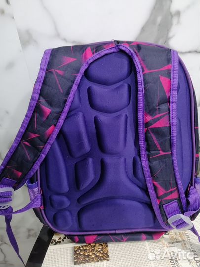 Рюкзак школьный