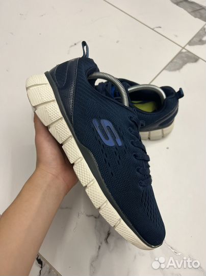 Кроссовки Skechers 42 р оригинал