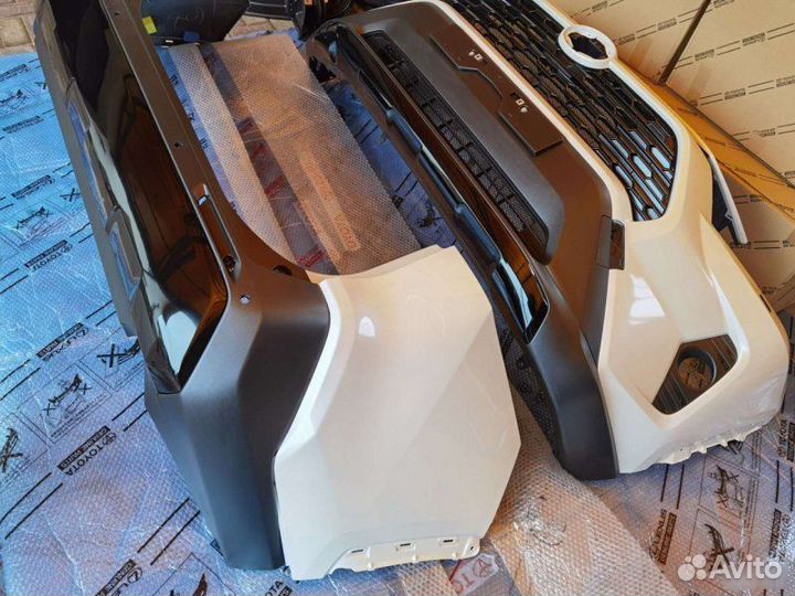 Бампер Toyota Rav4 XA50