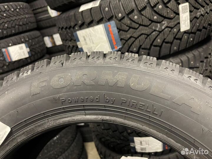 Pirelli Formula Ice 235/45 R18 98T