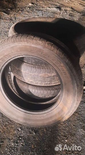 Bridgestone Dueler M/T 2.25/65 R17