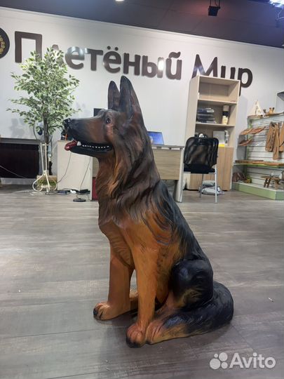 Собака фигурка