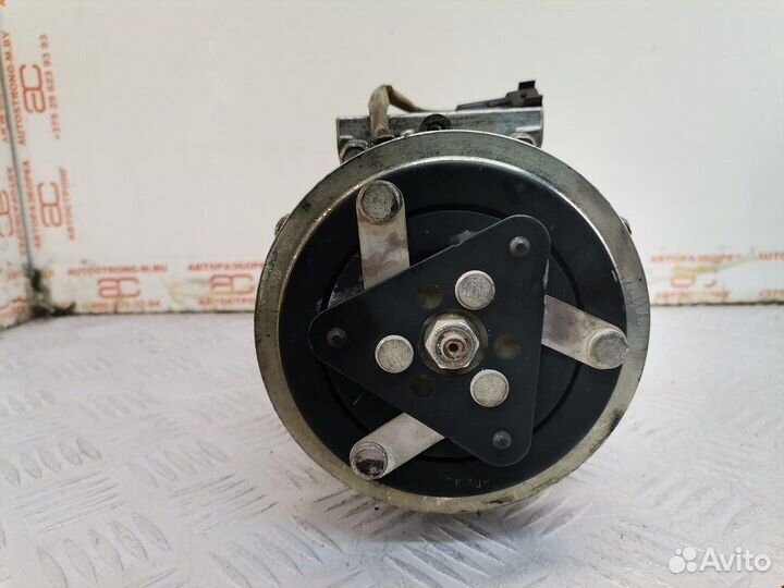 Компрессор кондиционера для Ford Focus 2 1796856