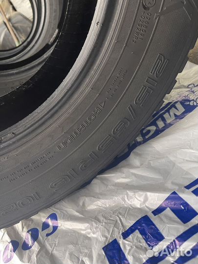 Nokian Tyres Hakkapeliitta 8 SUV 215/65 R16