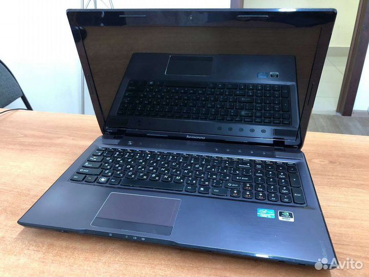 Ноутбук Lenovo IdeaPad Z570/ i5/ ssd 256/ 4gb