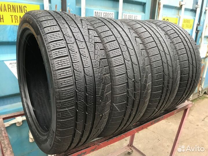 Pirelli Winter Sottozero 210 Serie II 245/45 R19 102V