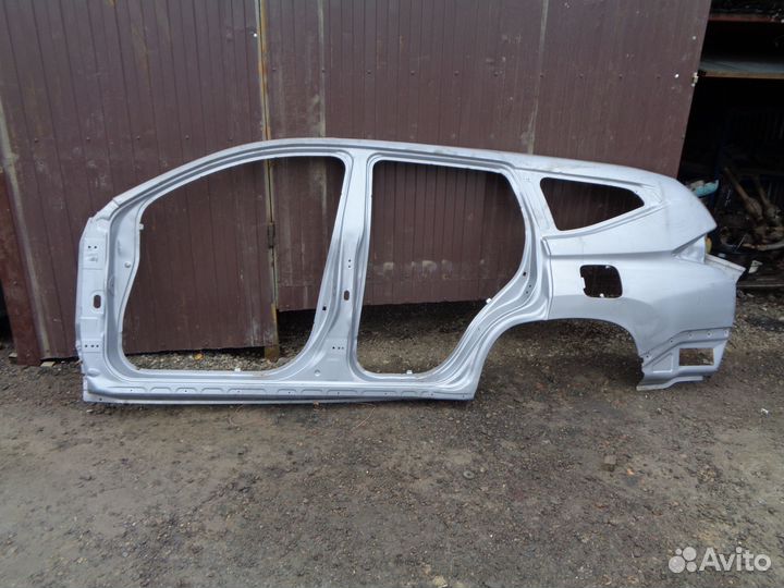 Mitsubishi pajero sport 3 Крыло заднее с порогом L