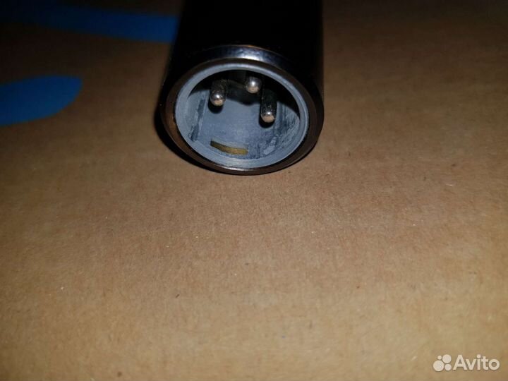 Микрофон для студийной эвукозаписи