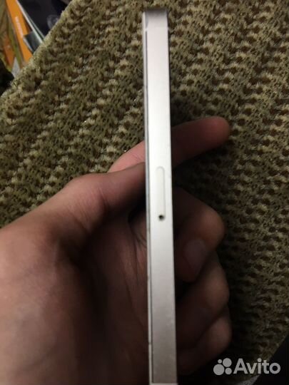 iPhone 5S, 32 ГБ