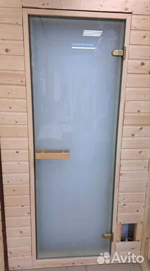Дверь стеклянная в баню, сауну