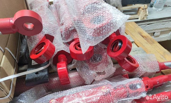 Гидроцилиндр поворота рулевого управления К 700 цс