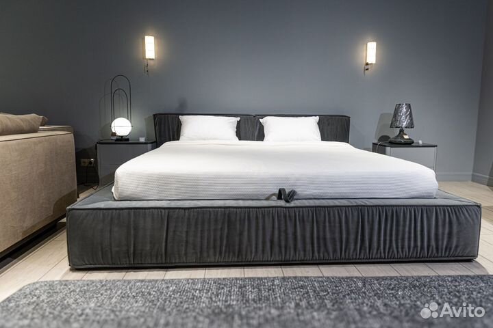 Кровать двуспальная Квадро 180х200 в наличии
