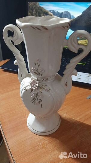 Ваза фарфор