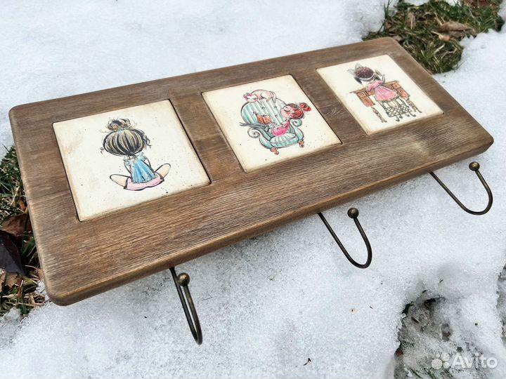 Панно вешалка ключница