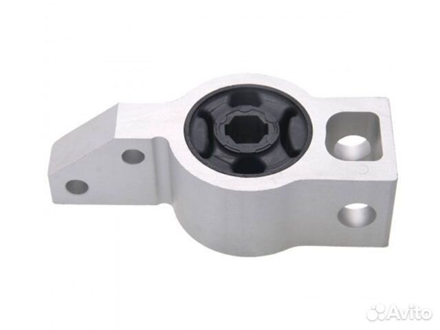 Сайлентблок рычага переднего левого Skoda Superb 2