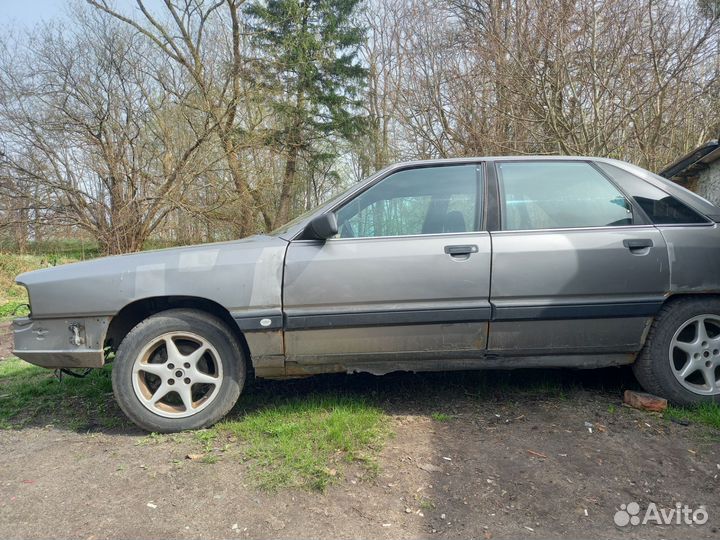 Ауди 100 с3 в разбор