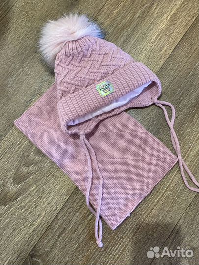 Комплект шапка и снуд новый