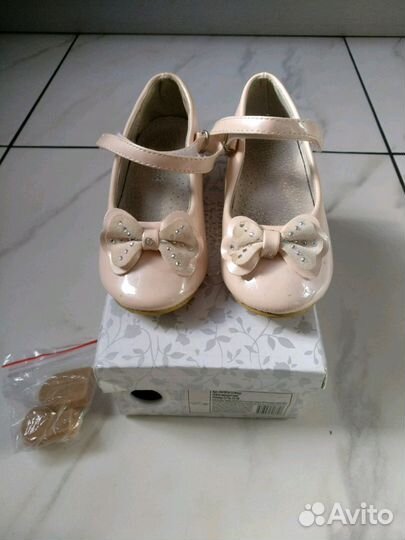 Туфли бежевые для девочки, размер 25