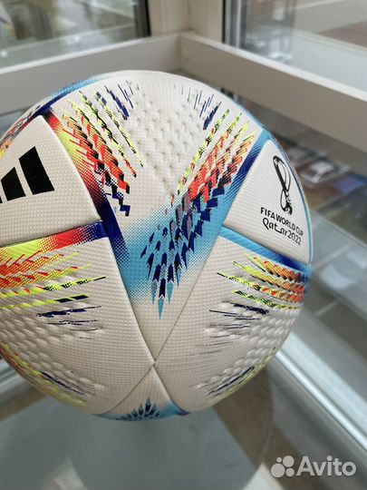 Футбольный мяч adidas чемпионат мира 2022