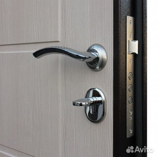 Дверь входная стальная