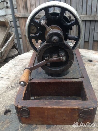 Ручная швейная машина бу