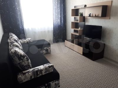 2-к. квартира, 47 м², 22/28 эт.