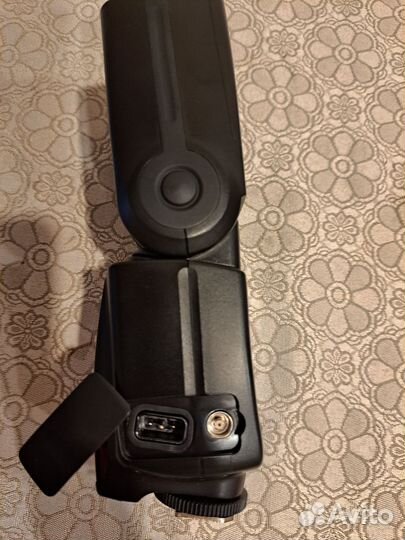 Фотовспышка Yongnuo Speedlite YN560 IV