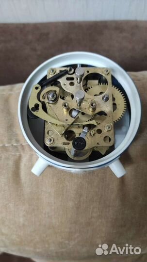 Часы будильник Витязь с предварительным боем