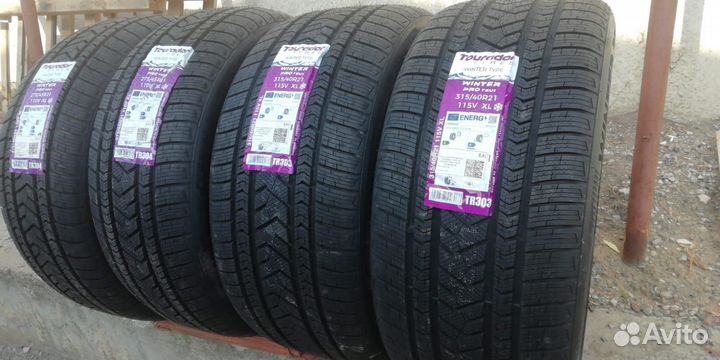 Tourador Winter Pro TSU1 275/45 R21 и 315/40 R21 115V