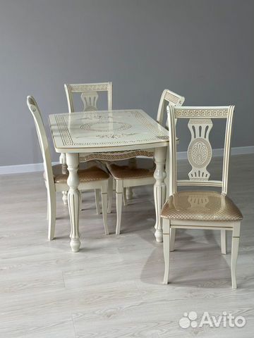 Кухонный стол и стулья / Столы / стулья
