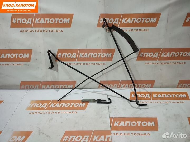 Крепление запаски Mitsubishi Outlander 2 2008
