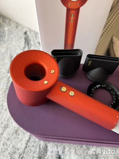 Фен Dyson + Кейс для хранения (Новый)