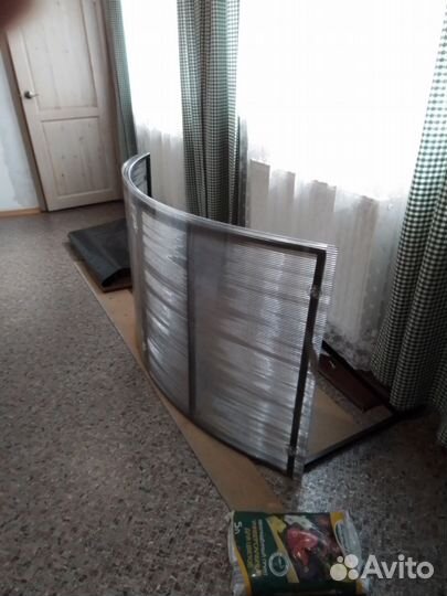 Козырек над входной дверью