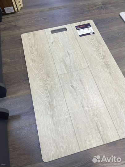 Кварцвиниловая плитка для пола