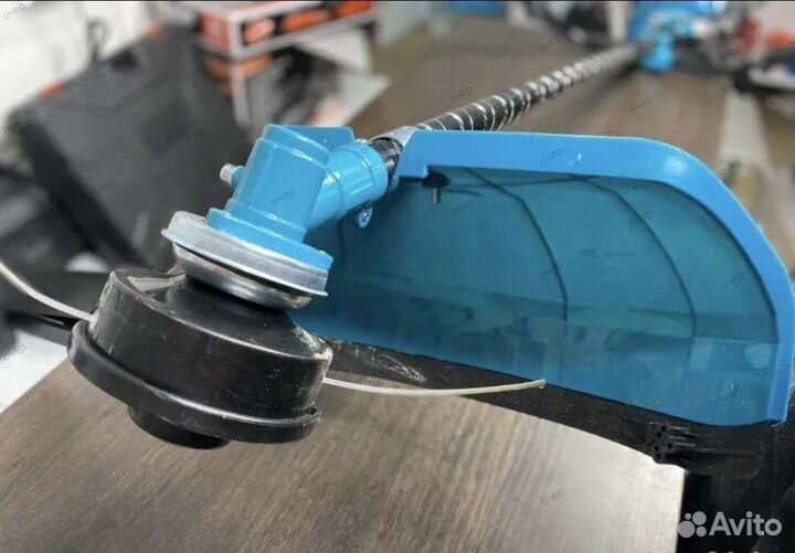 Бензиновый триммер