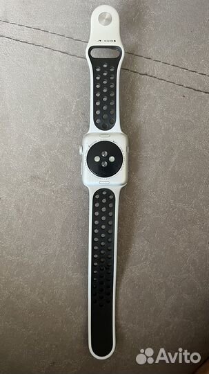 Часы apple watch 3 42mm nike