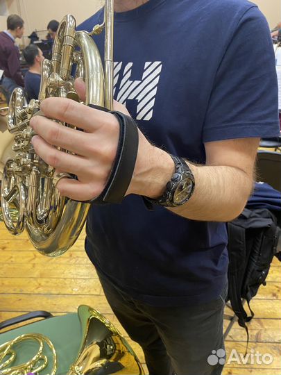 Аксессуар для валторны