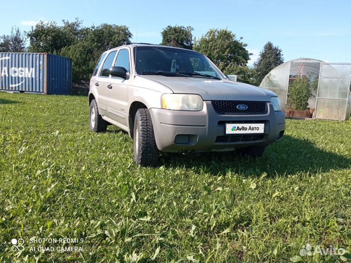 Ford Escape 2.0 МТ, 2001, 308 000 км