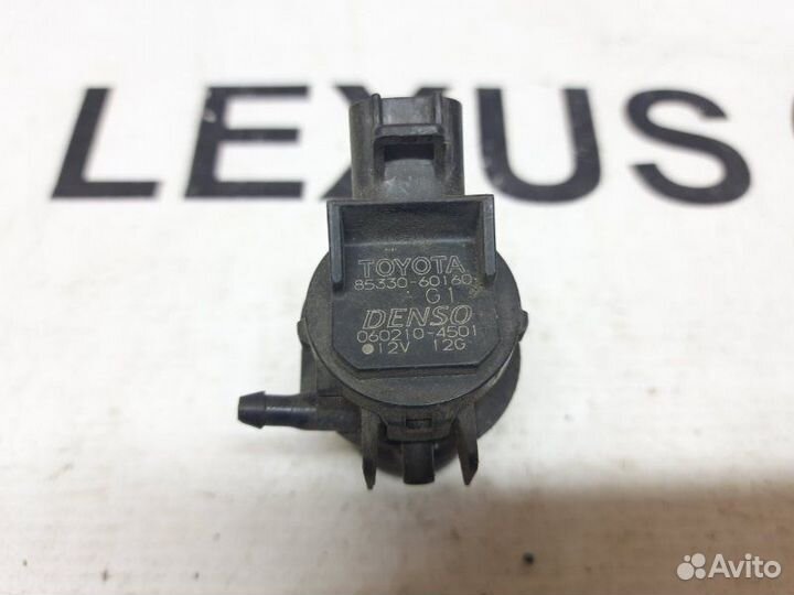 Насос омывателя Toyota Rav4 2005-2011