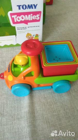 Развивающая машинка