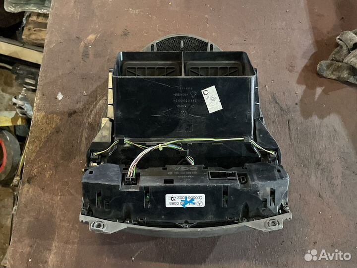 Переключатель отопителя б/у Mercedes W211