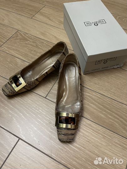 Женские туфли итальянские Accademia кожаные р.38