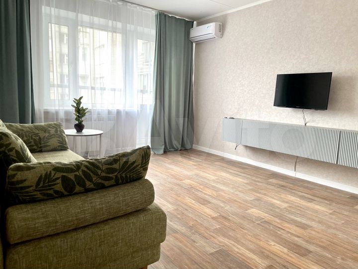 2-к. квартира, 52 м², 3/8 эт.