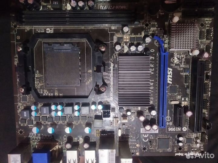 Материнская плата