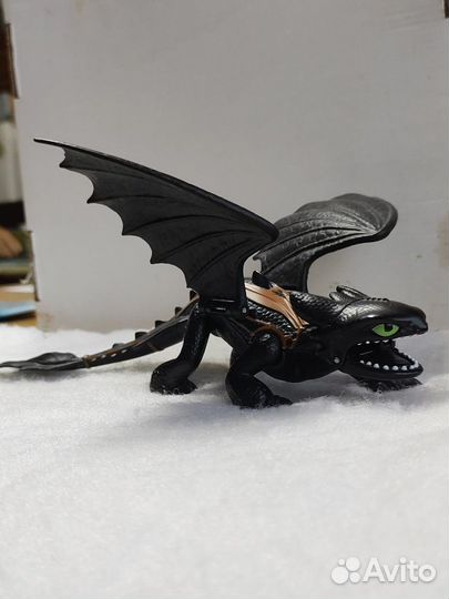 Беззубик Ночная Фурия Икинг приручить дракона
