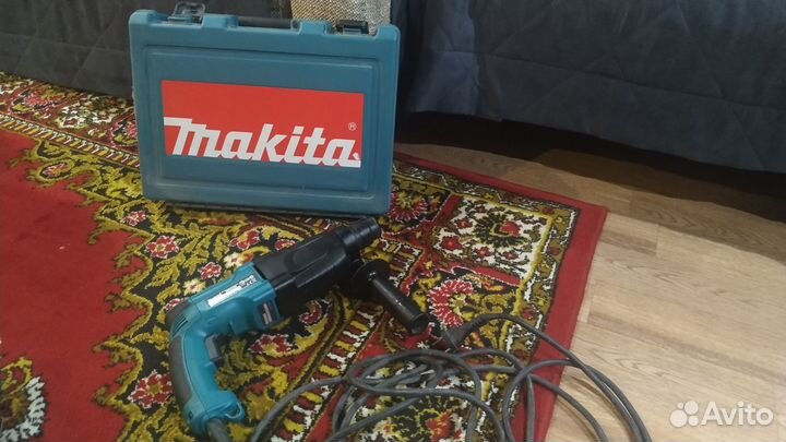 Перфоратор Makita HR2450