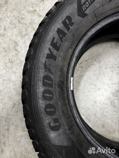 Goodyear UltraGrip Ice Arctic SUV 285/60 R18 116T