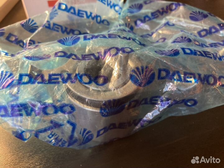 Ролик натяжителя ремня грм 94580139 Daewoo