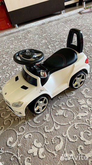 Машинка каталка толокар