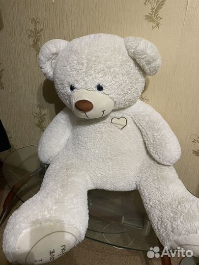 Большой плюшевый мишка